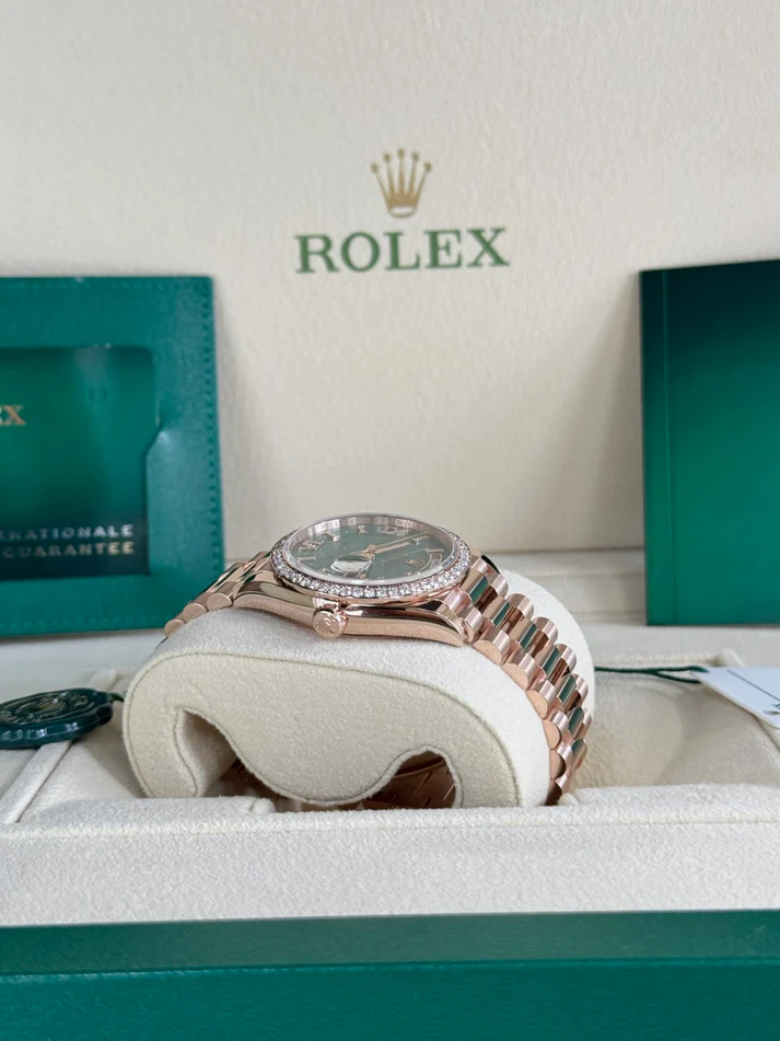 RLX Day-Date M128345RBR-0068 36mm - LITELUX
