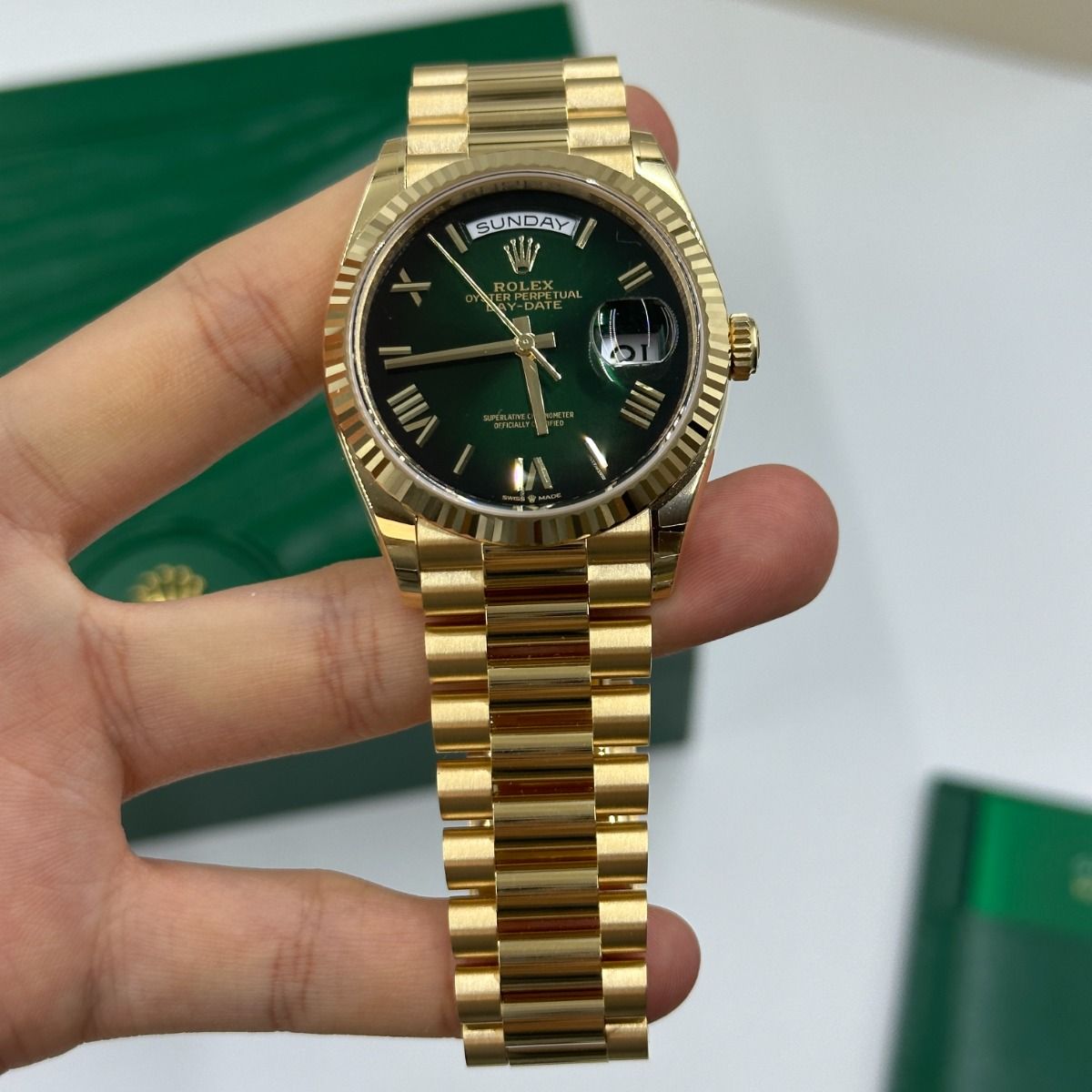 RLX Day-Date M128238-0118 36mm - LITELUX