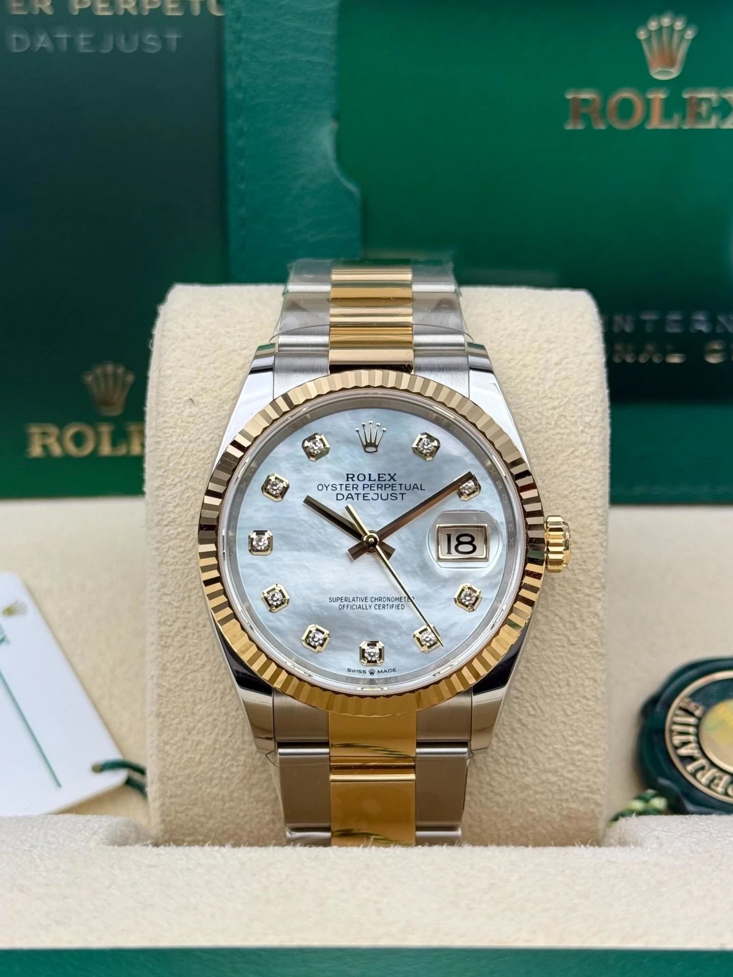 RLX Datejust 36mm 126233 MOP Diamond Dial Jubilee Two-Tone Bracelet Watch - LITELUX