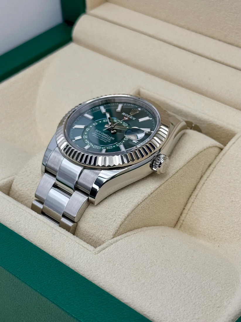 RLX Sky-Dweller 42mm 336934-0001 Stainless Steel Green Dial Oyster - LITELUX