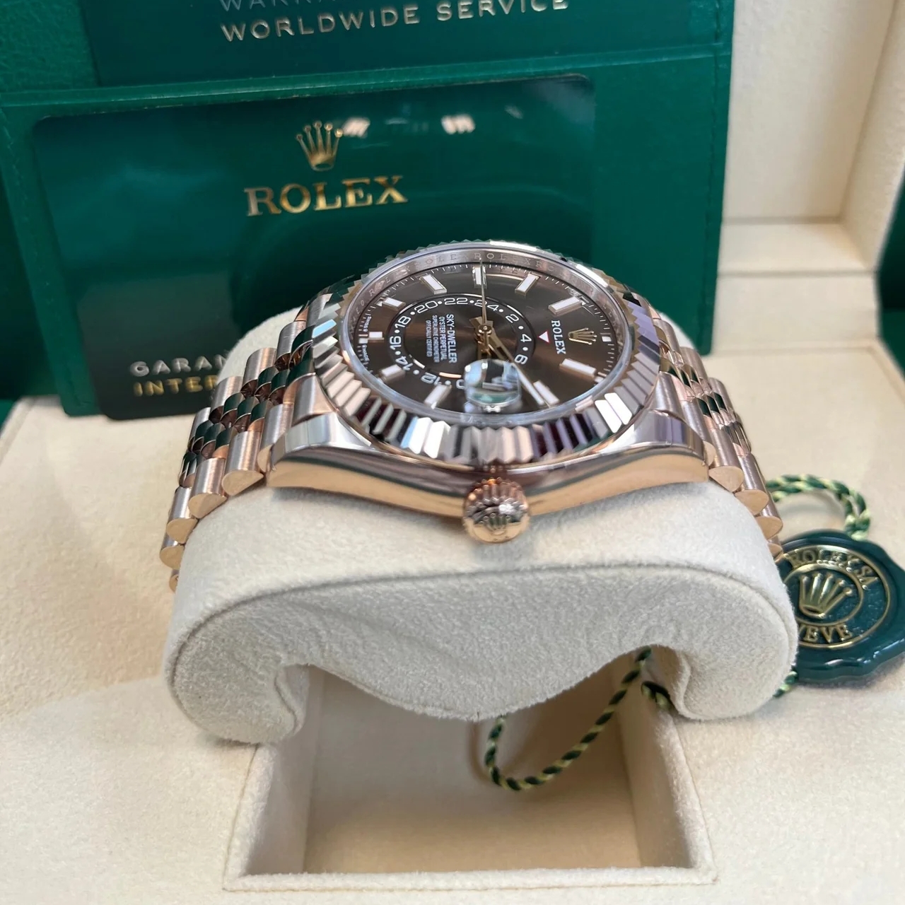 RLX Sky-Dweller 42mm 336935-0006 Rose Gold Chocolate Dial Jubilee - LITELUX