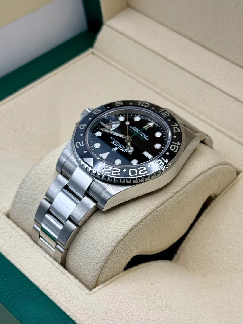 Rolex GMT-Master II 116710LN 40mm - LITELUX