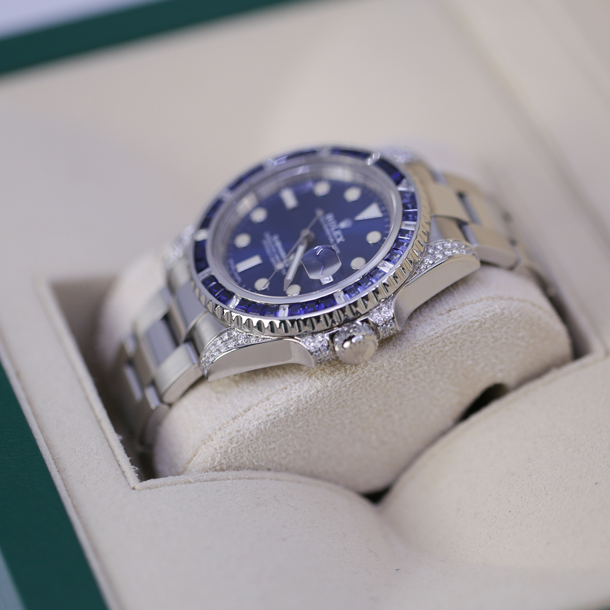 Rolex Submariner 40mm 116610LN Oyster Perpetual Date Aftermarket Dial, Diamond Bezel and Lugs Watch - LITELUX
