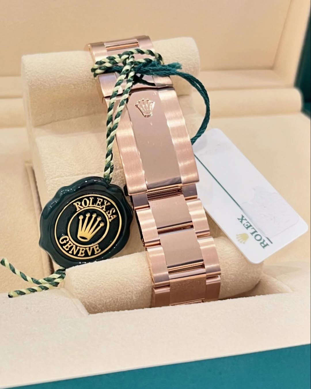 RLX Sky-Dweller 42mm 336935-0003 Rose Gold White Dial Oyster - LITELUX