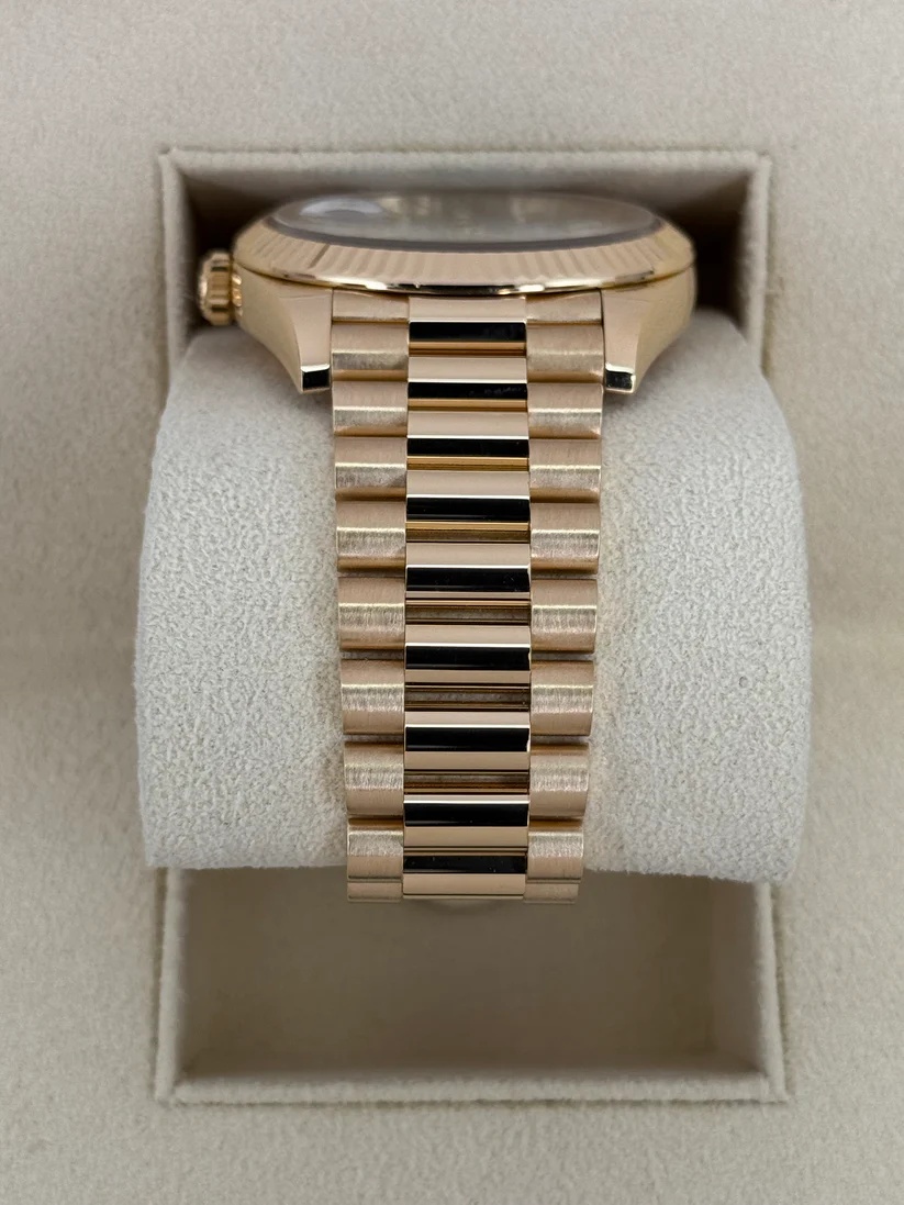 RLX Day-Date 40mm Yellow Gold President Mother of Pearl Diamond Baguette Dial - 228238 - LITELUX