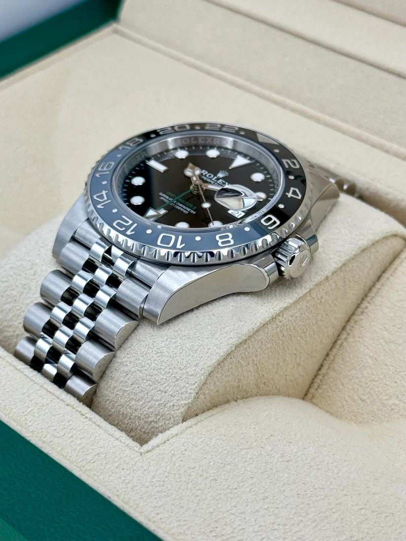 RLX GMT-Master II 40mm 126710GRNR-0003 Black Dial Jubilee Watch - LITELUX