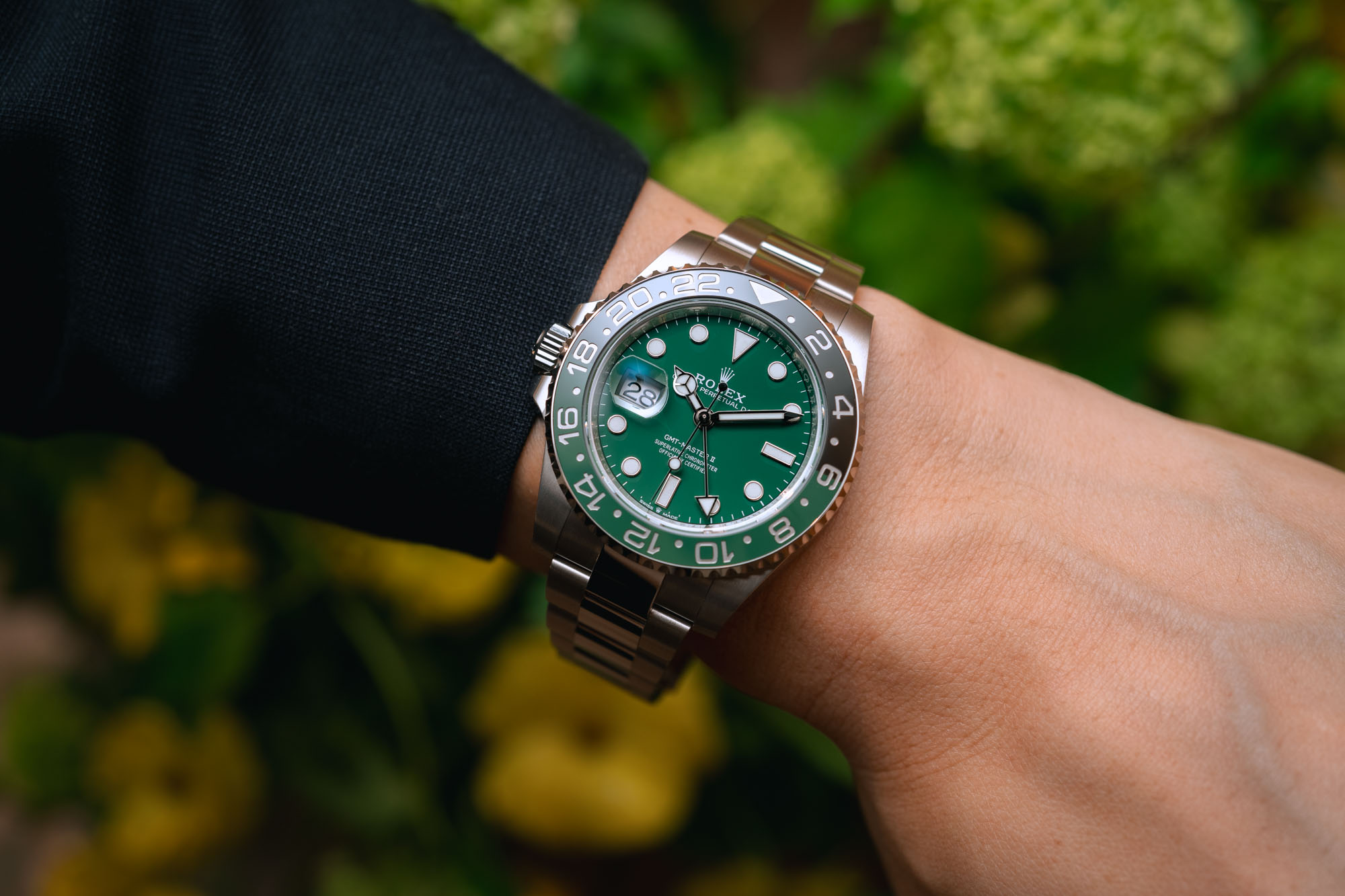 Rolex GMT-Master II 40mm 126729VTNR-0001 Green Dial White Gold Oyster Bracelet - LITELUX