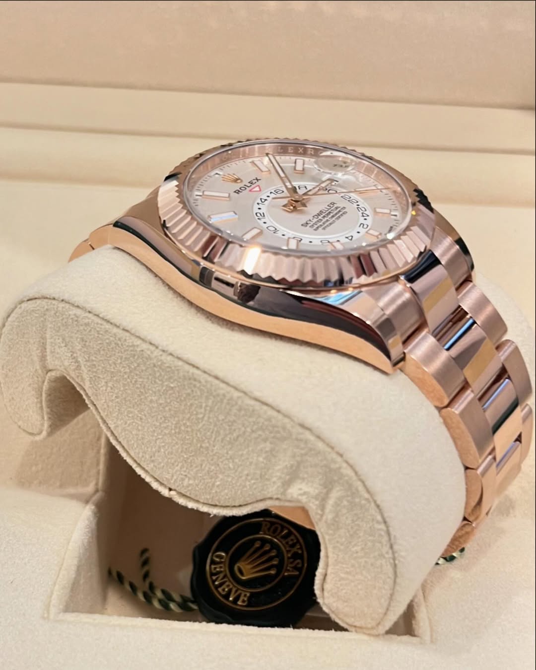 RLX Sky-Dweller 42mm 336935-0003 Rose Gold White Dial Oyster - LITELUX