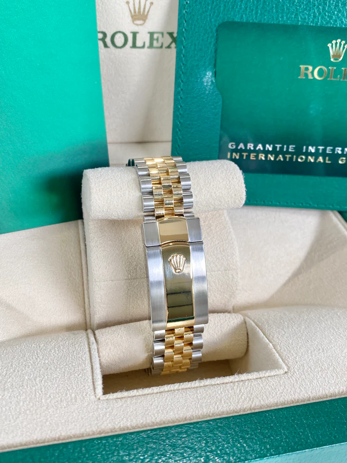 RLX Datejust 36mm 126233 MOP Diamond Dial Jubilee Two-Tone Bracelet Watch - LITELUX