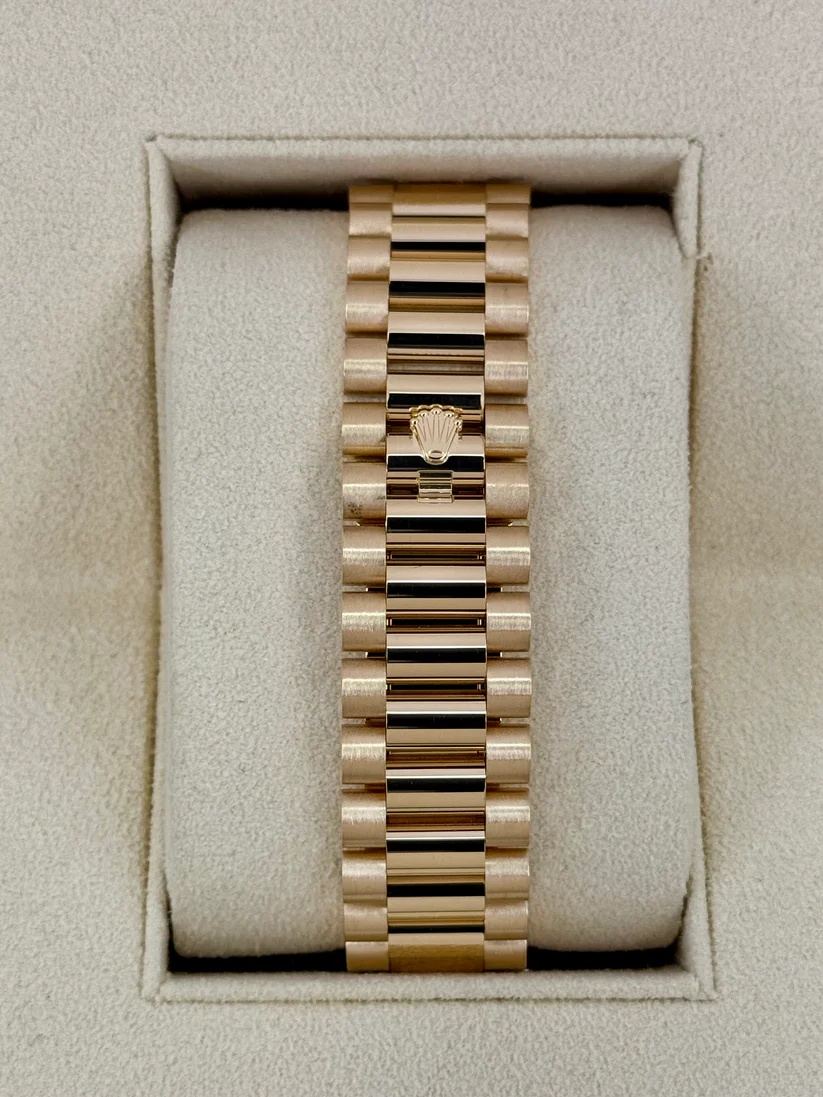 RLX Day-Date 40mm Yellow Gold President Mother of Pearl Diamond Baguette Dial - 228238 - LITELUX