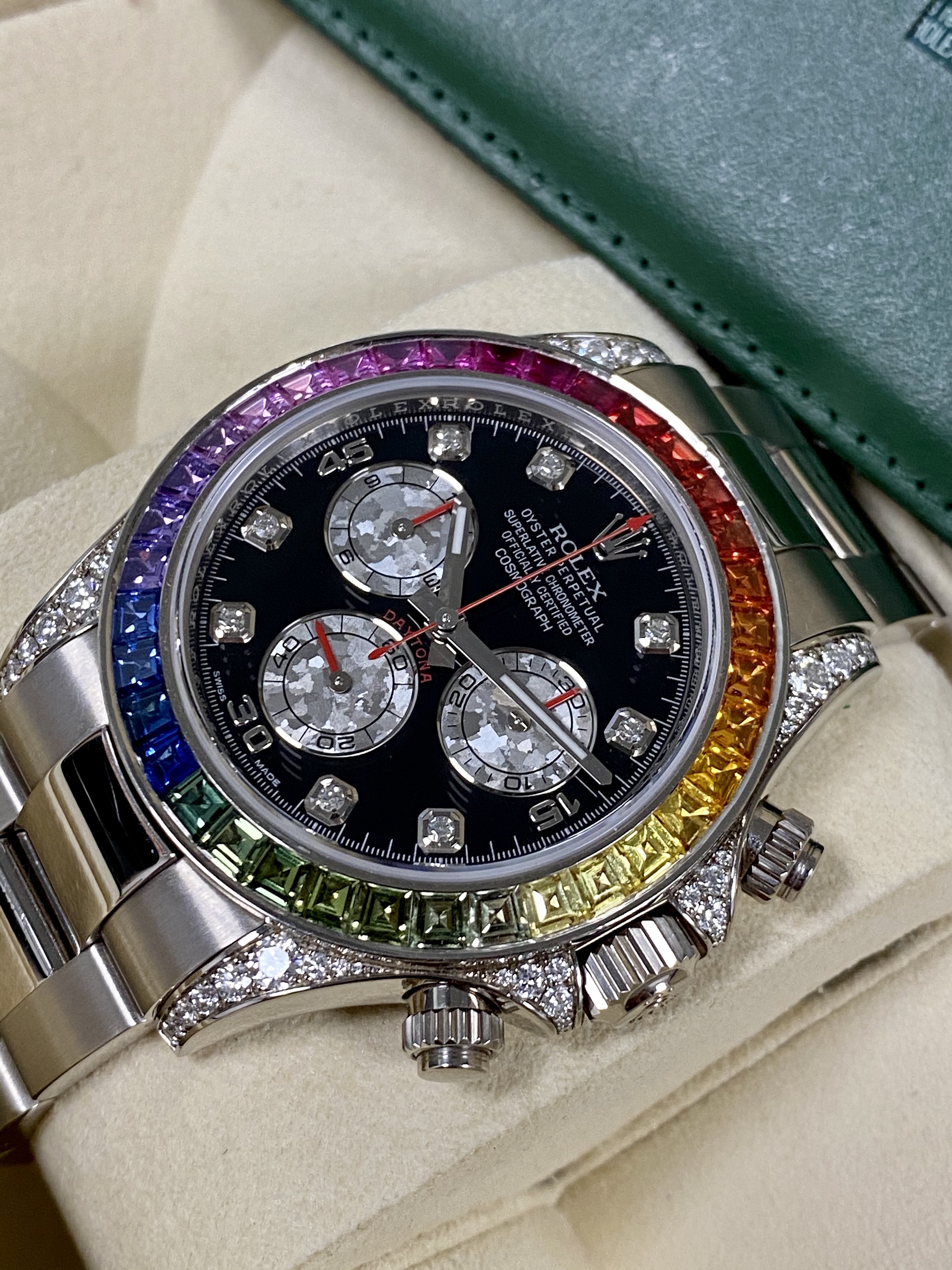 Rolex Daytona Cosmograph Daytona White Gold Rainbow Diamonds 40mm 116599RBOW Box & Papers - LITELUX