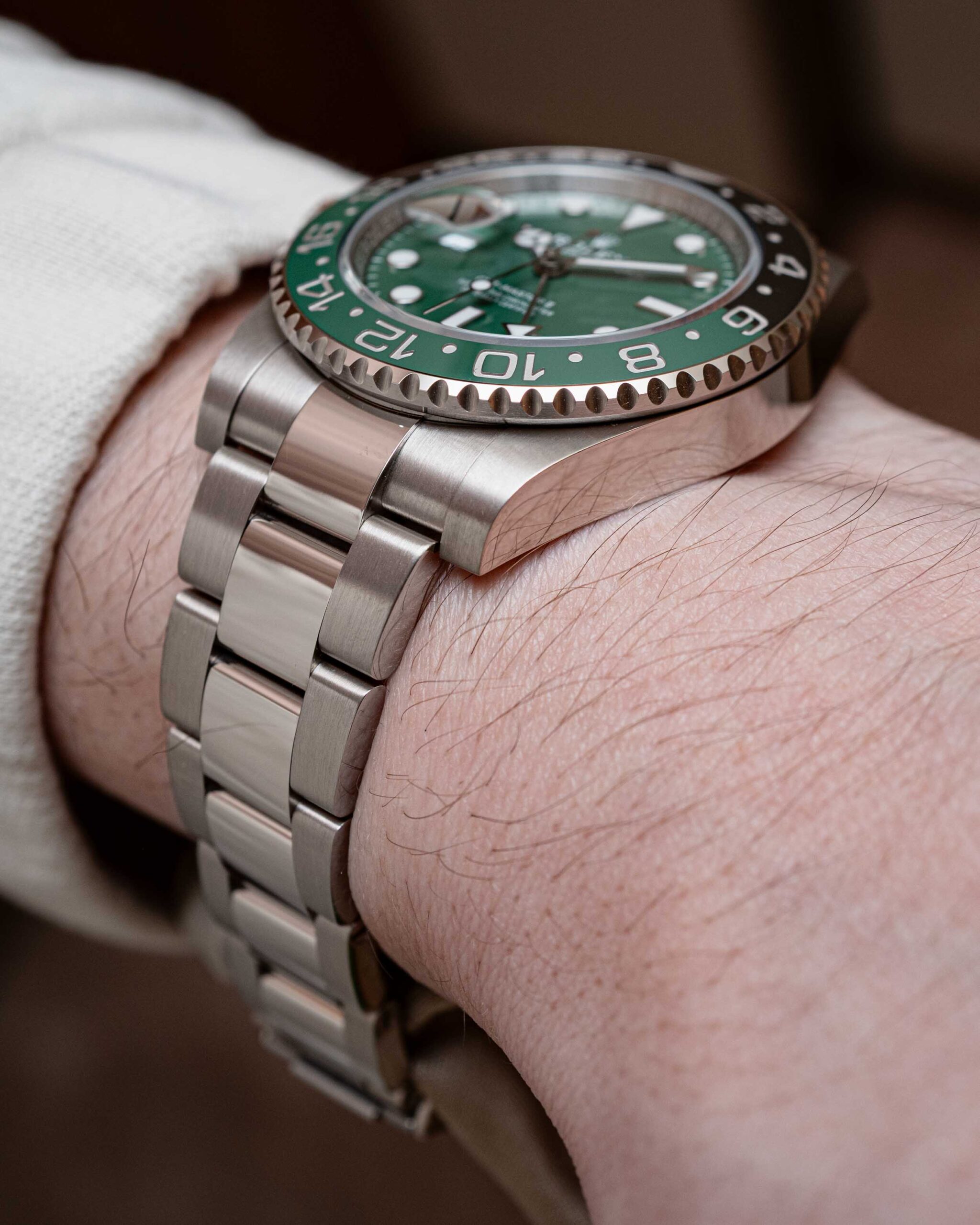 Rolex GMT-Master II 40mm 126729VTNR-0001 Green Dial White Gold Oyster Bracelet - LITELUX