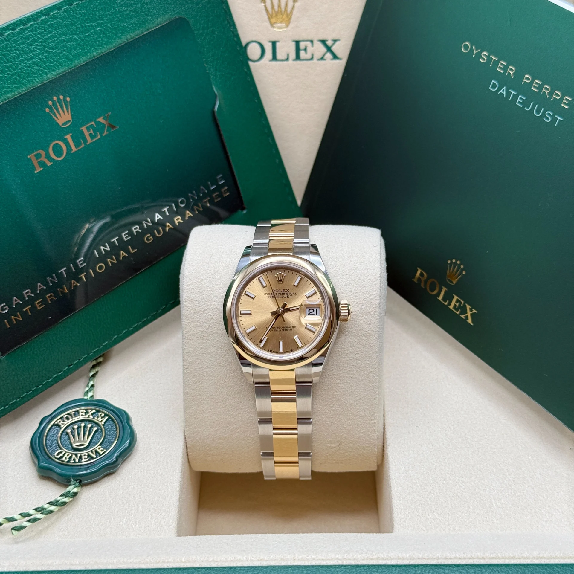 RLX Lady-Datejust 28mm 279163 Champagne Dial Oyster Bracelet - LITELUX