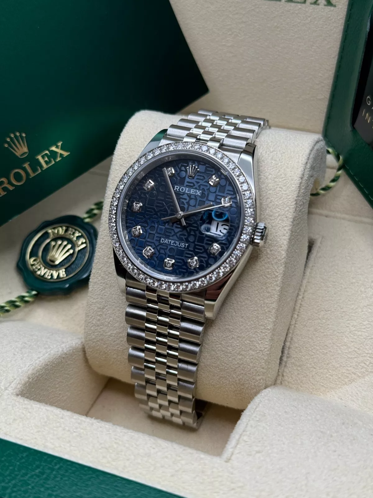 RLX Datejust 36mm 126284 Blue Jubilee Diamond Dial & Diamond Bezel, Stainless Steel Oyster Bracelet Watch - LITELUX