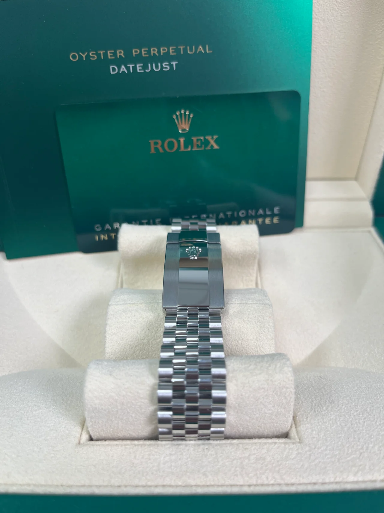 RLX Datejust 36mm 126284 Aubergine Dial Jubilee Bracelet - LITELUX