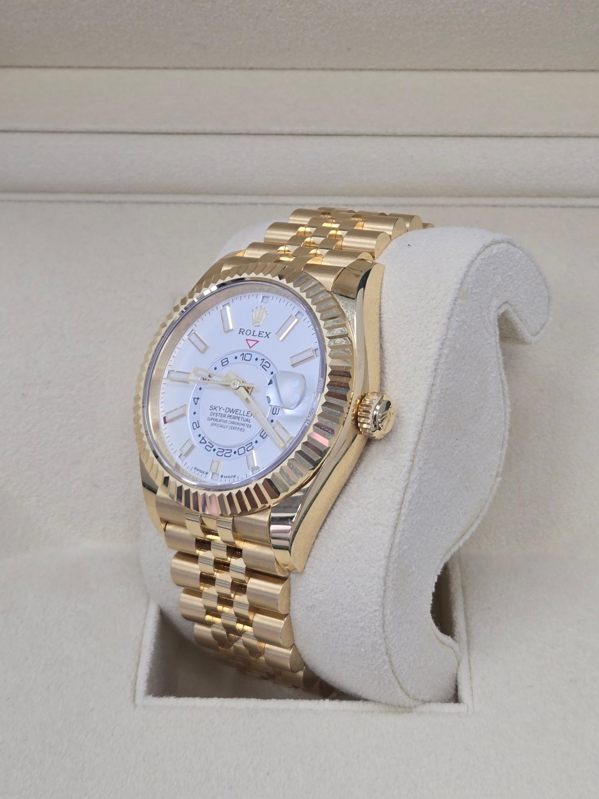 RLX Sky-Dweller 42mm 336938-0006 Yellow Gold White Dial Jubilee - LITELUX