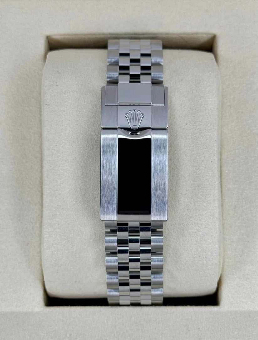 RLX GMT-Master II 40mm 126710GRNR-0003 Black Dial Jubilee Watch - LITELUX