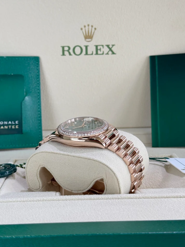 RLX Day-Date M128345RBR-0068 36mm - LITELUX