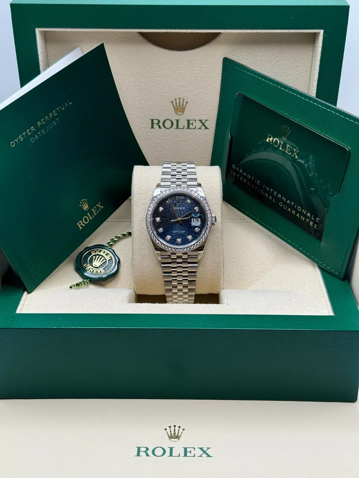 RLX Datejust 36mm 126284 Blue Jubilee Diamond Dial & Diamond Bezel, Stainless Steel Oyster Bracelet Watch - LITELUX