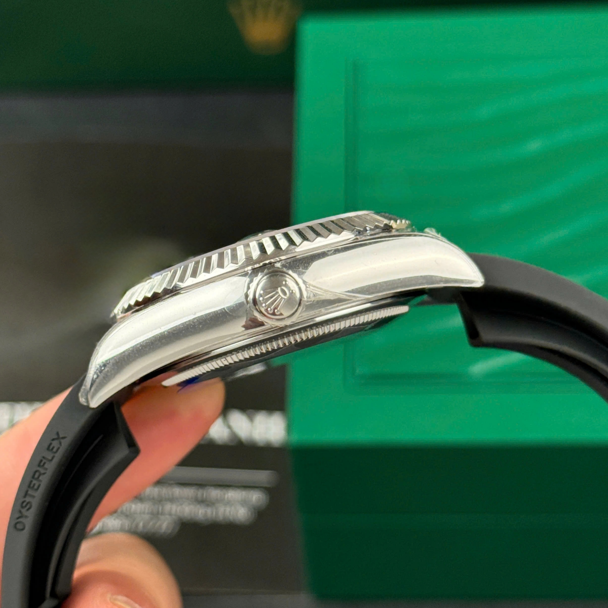 RLX Sky-Dweller 42mm White Gold Black Dial Oysterflex - 336239 - LITELUX