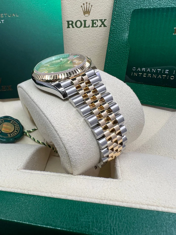 RLX Datejust 36mm 126233 Champagne Dial Jubilee Bracelet Watch - LITELUX