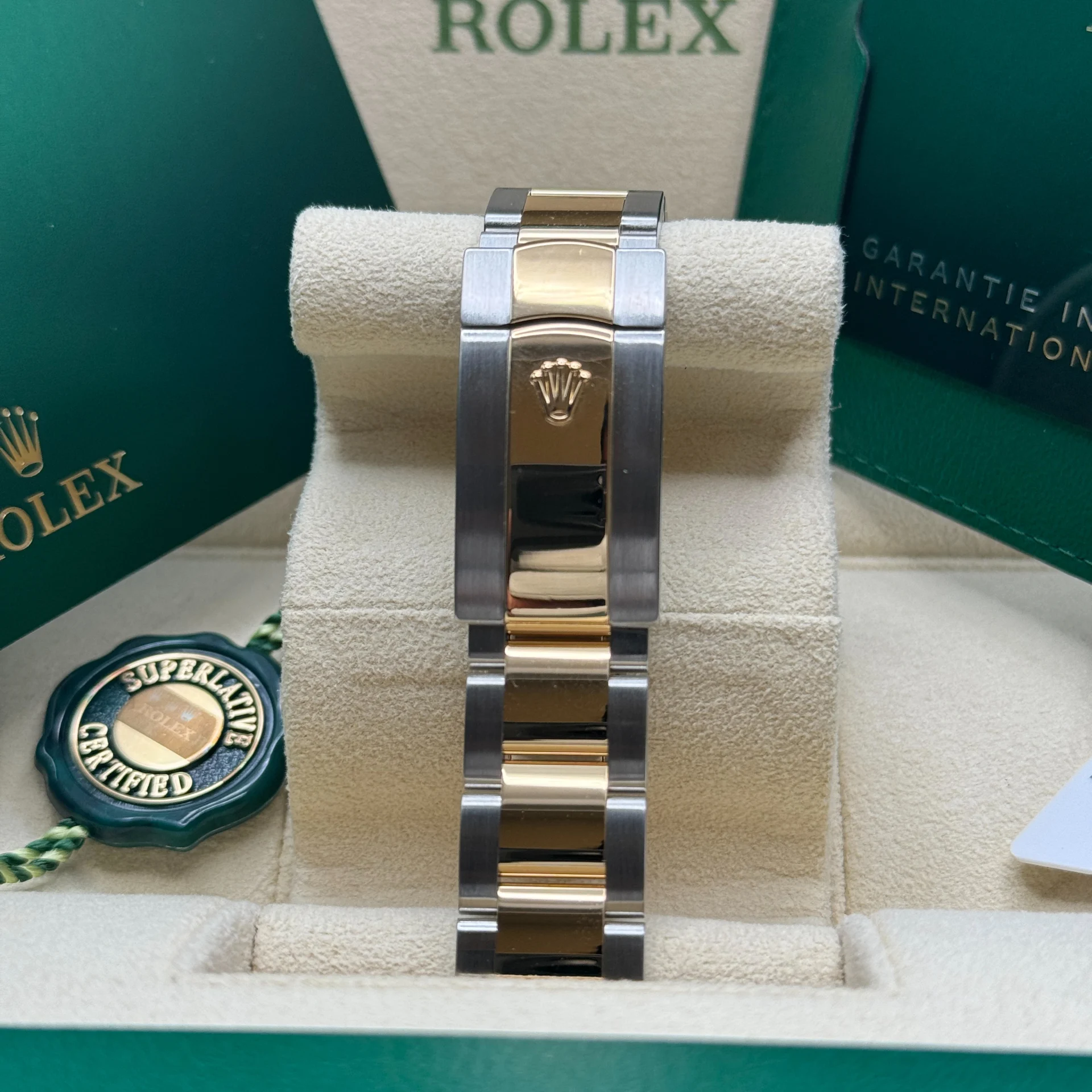 RLX Datejust 41mm Two-Tone Yellow Gold Fluted Bezel Black Index Dial Jubilee - 126333 - LITELUX