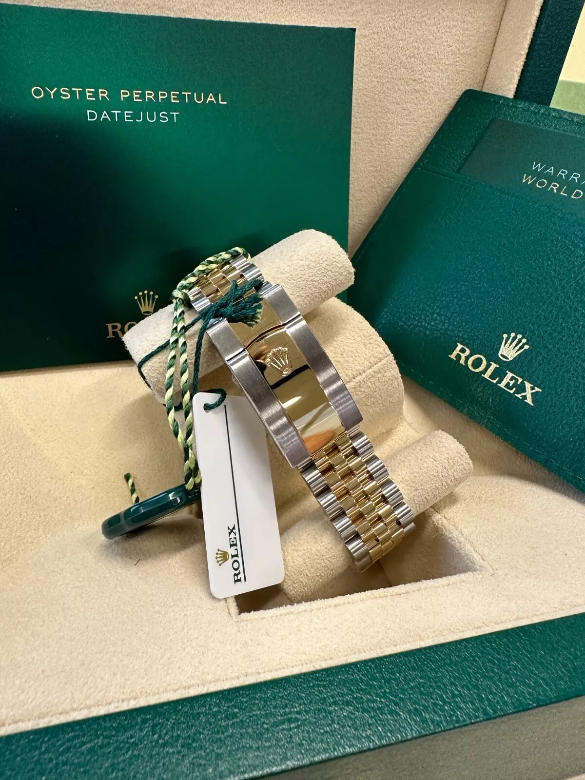 RLX Datejust 36mm 126233 Golden Fluted Motif 36mm Dial Oyster Bracelet - LITELUX