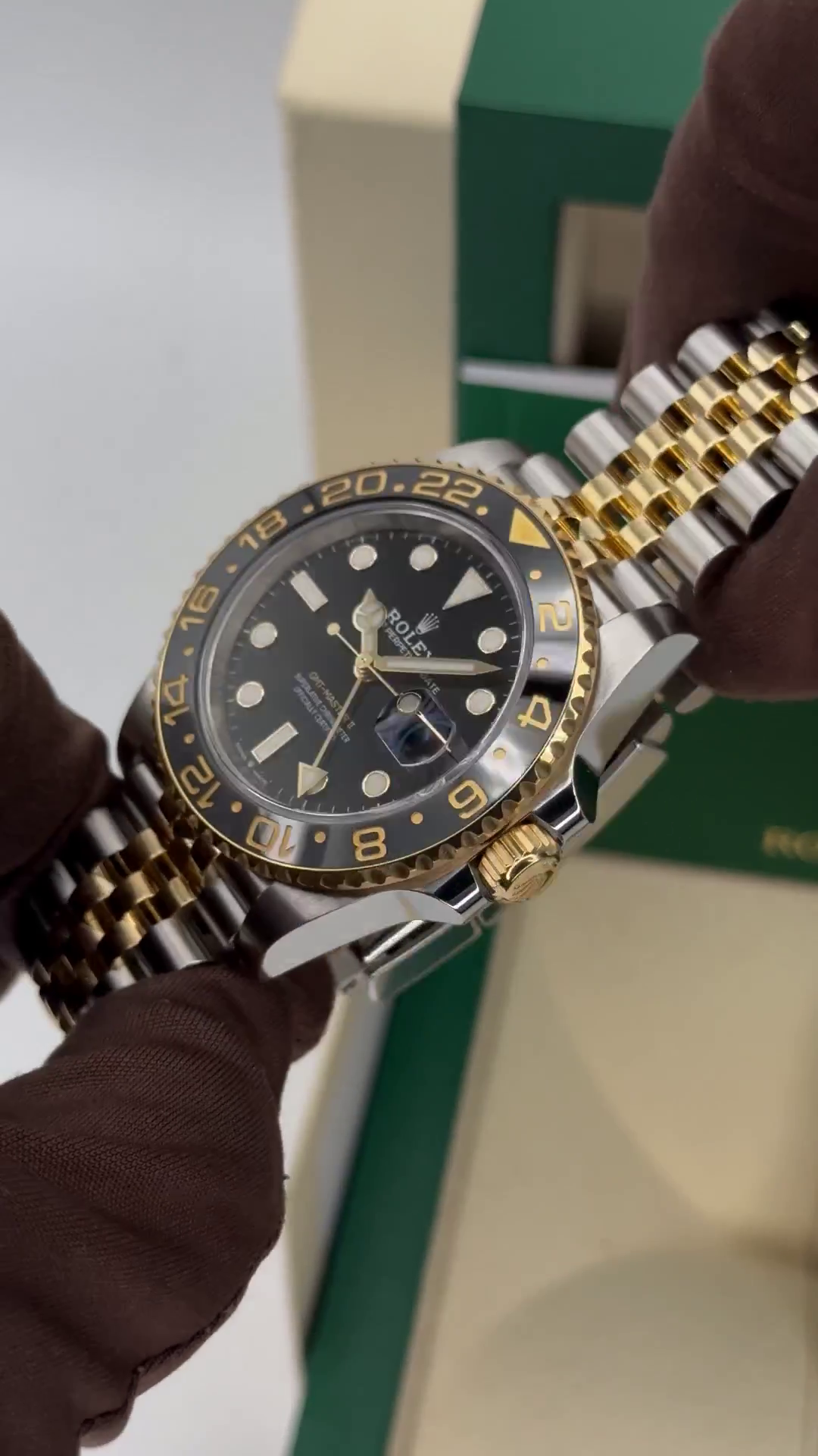 Rolex GMT-Master II 126713GRNR 40mm - LITELUX