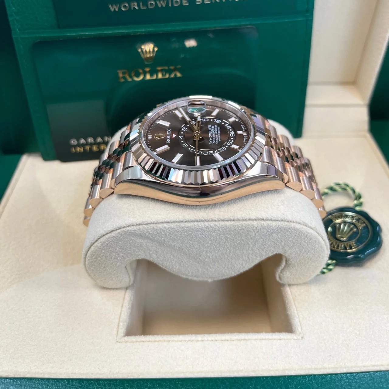 RLX Sky-Dweller 42mm 336935-0006 Rose Gold Chocolate Dial Jubilee - LITELUX