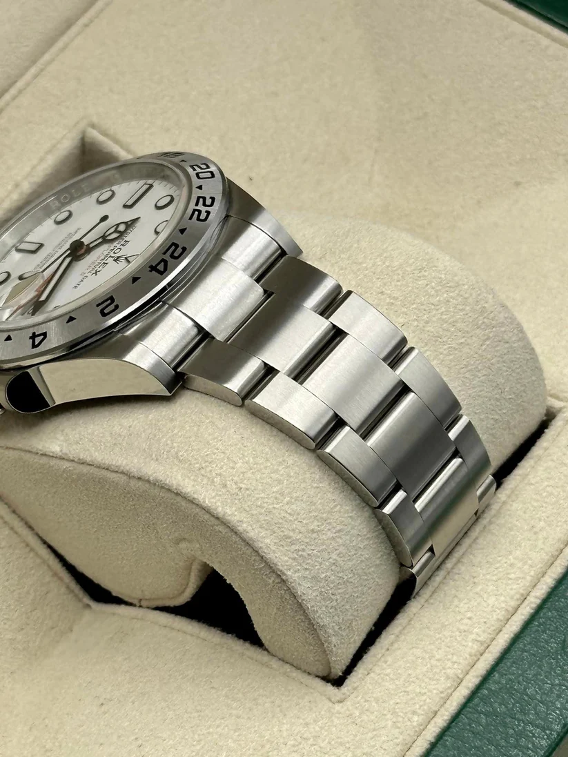 Rolex Explorer II 226570 42mm White Dial Men’s Watch - LITELUX
