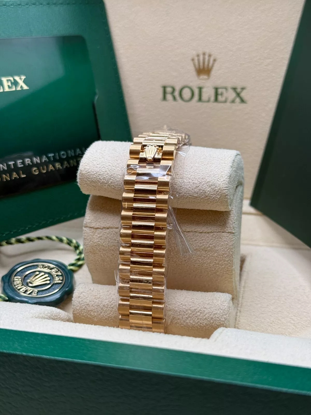 RLX Datejust m278278-0010 Mother-of-Pearl 31mm Dial President Bracelet Watch - LITELUX