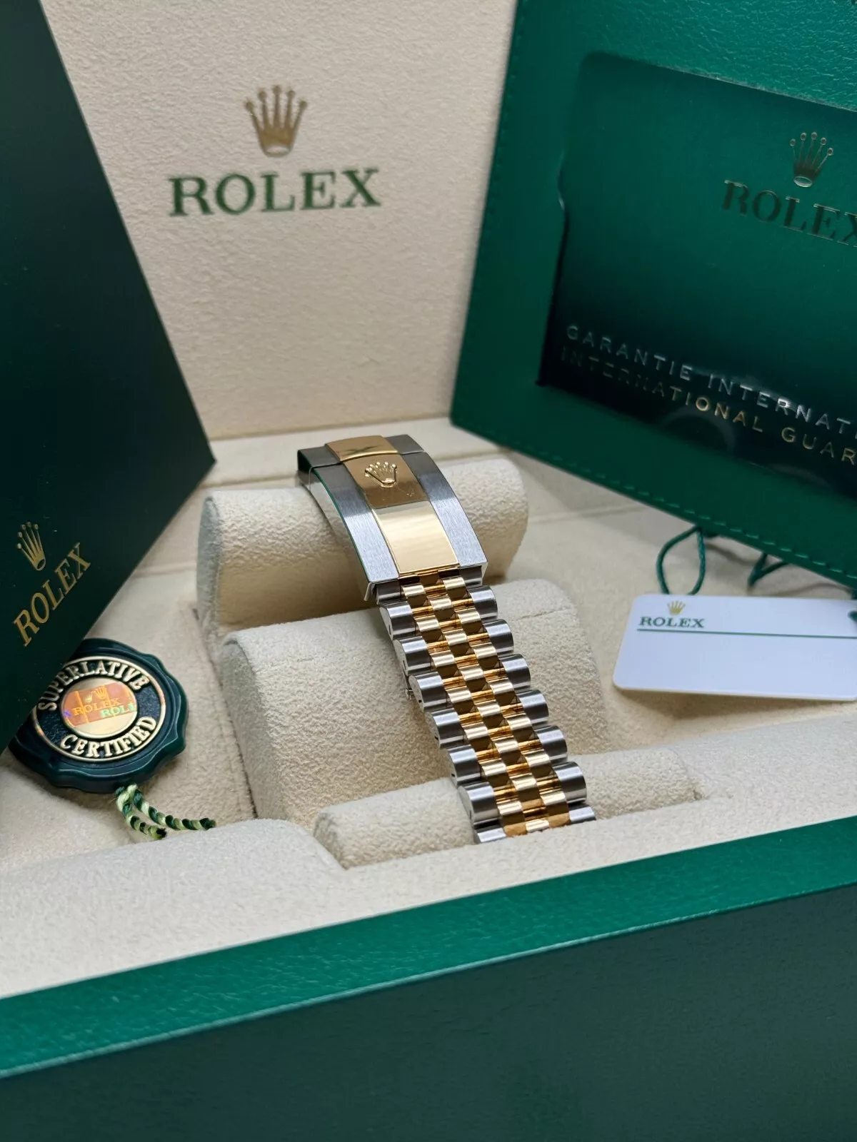 RLX Datejust 36mm 126233 Champagne Fluted Motif Diamond Dial Jubilee Bracelet - LITELUX