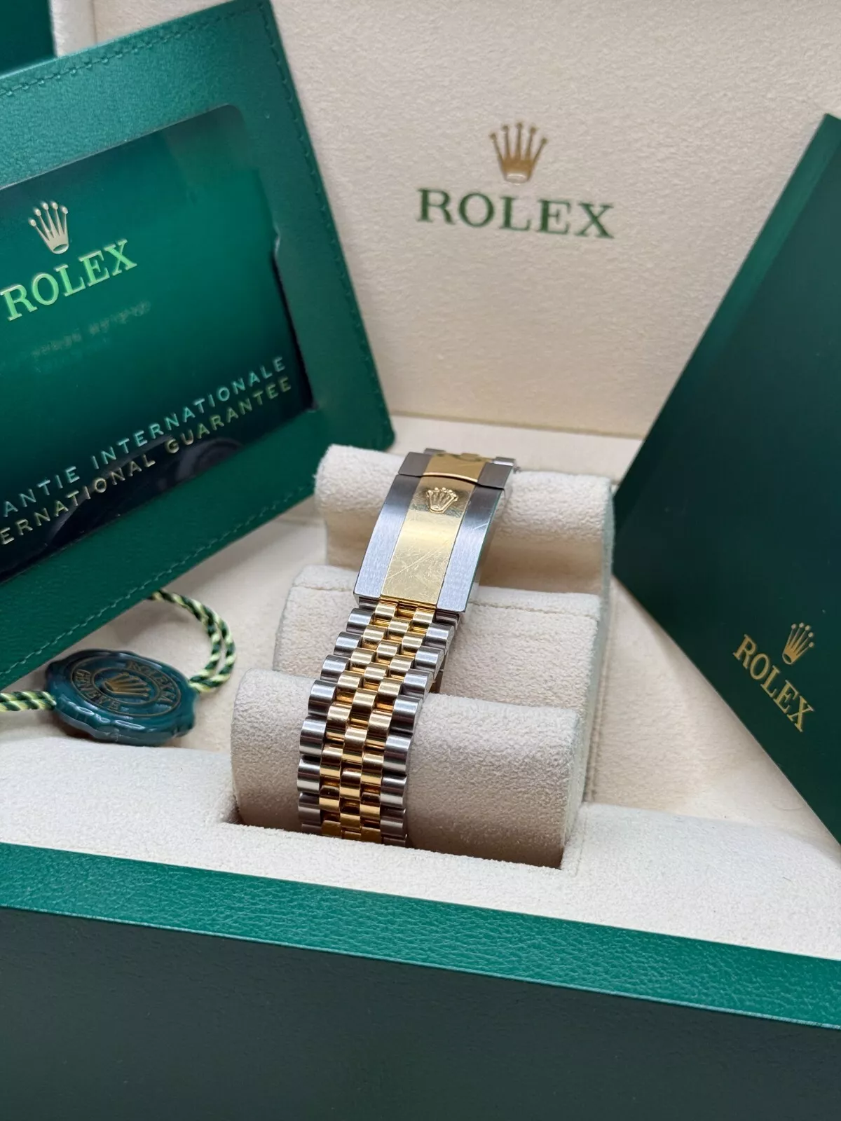 RLX Datejust 36mm 126233 Custom Black Dial Jubilee Bracelet Watch - LITELUX
