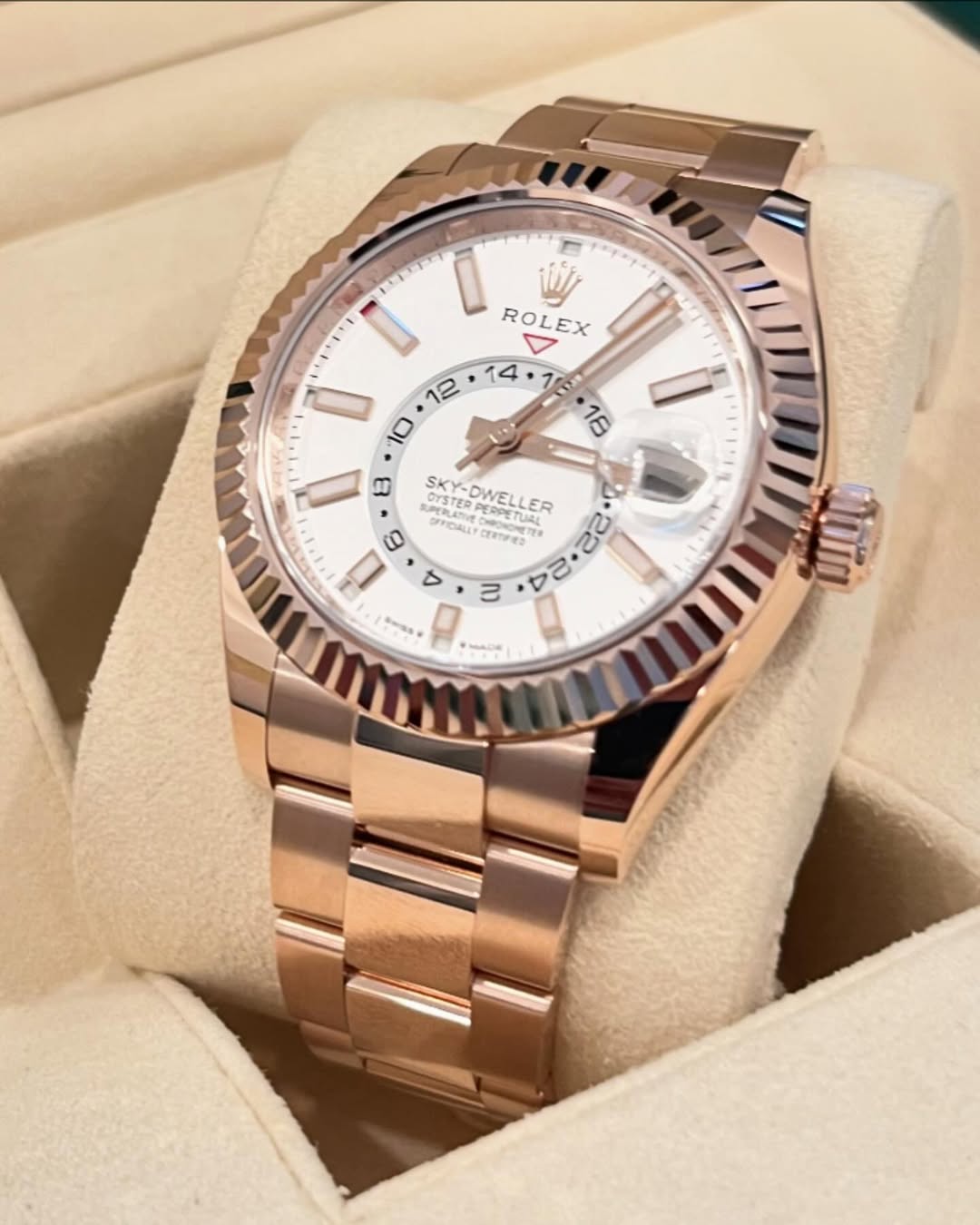RLX Sky-Dweller 42mm 336935-0003 Rose Gold White Dial Oyster - LITELUX