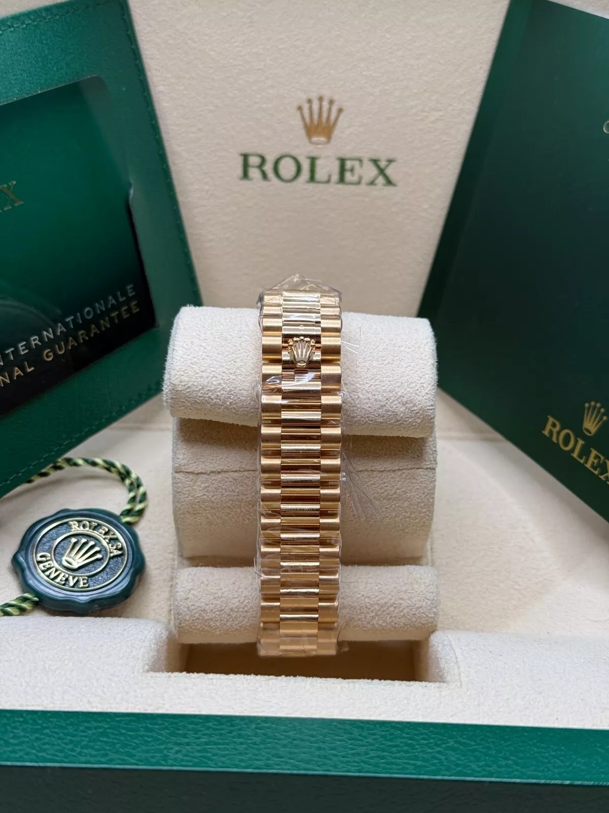 RLX Datejust m278278-0010 Mother-of-Pearl 31mm Dial President Bracelet Watch - LITELUX