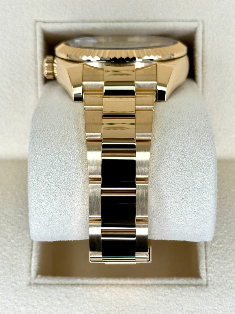 RLX Sky-Dweller 42mm 336938-0003 Yellow Gold White Dial - LITELUX