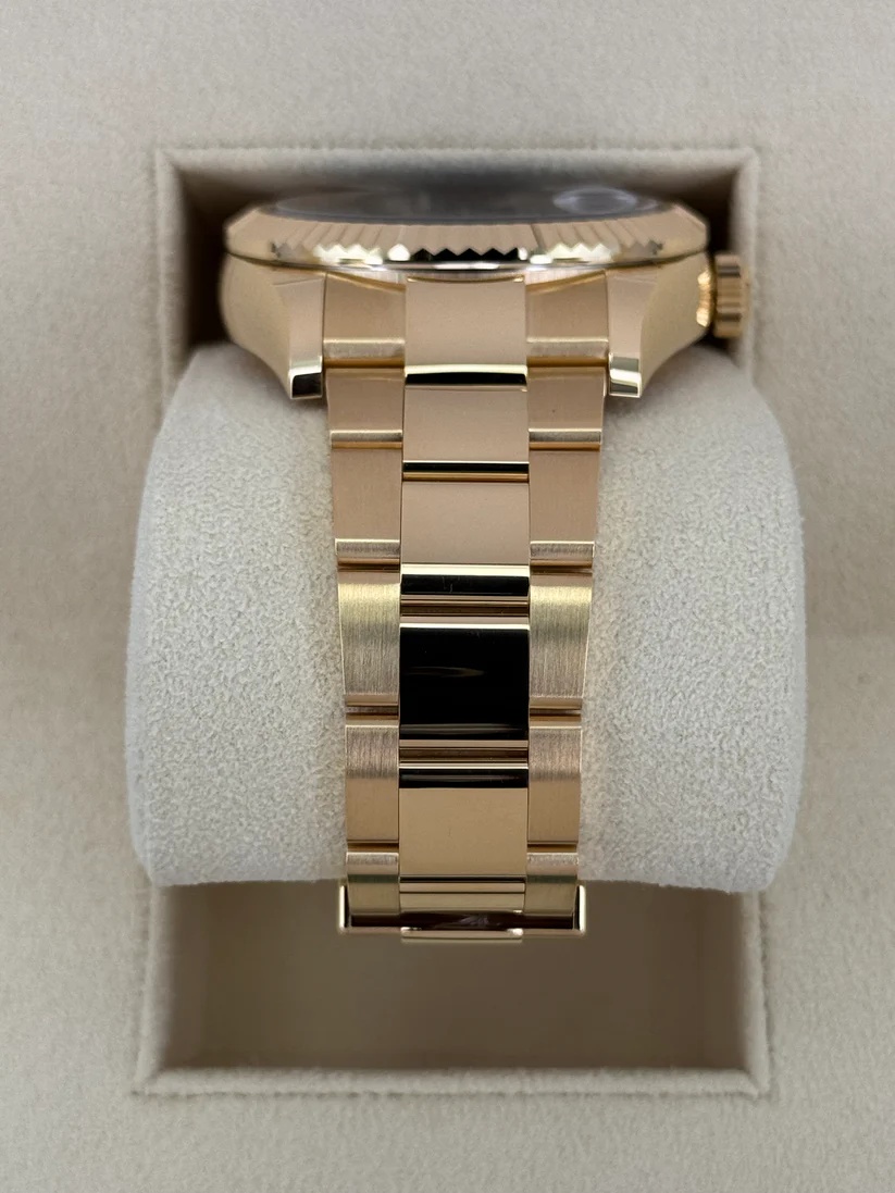 RLX Sky-Dweller 42mm 336938-0002 Yellow Gold Black Dial Oyster - LITELUX