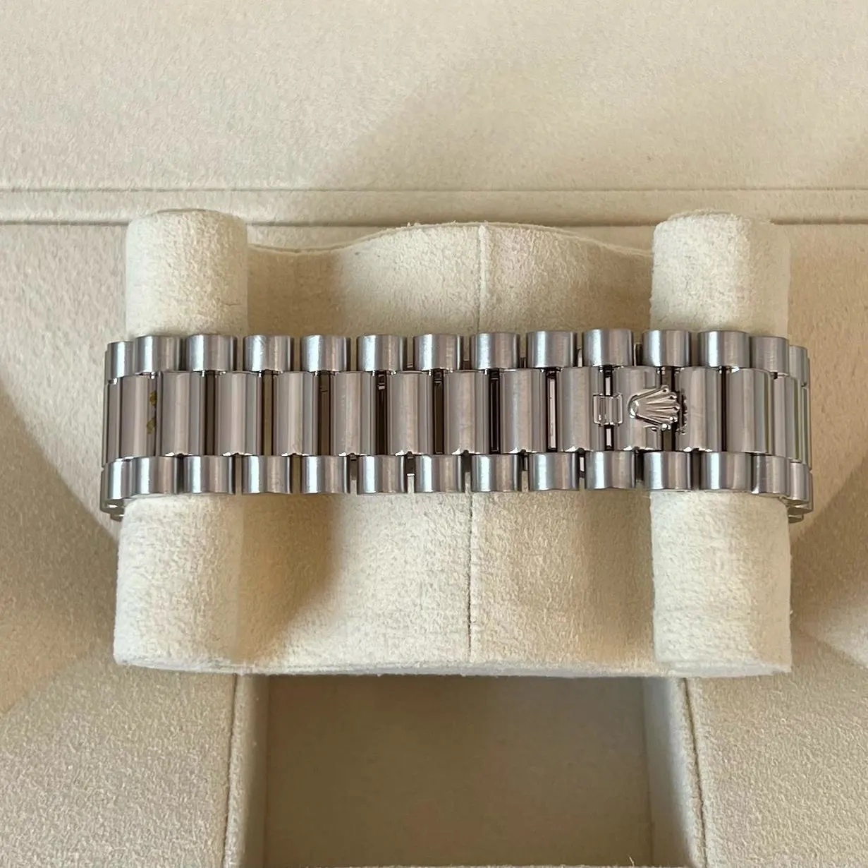 RLX 228349RBR-0036 Day-Date 40mm 18k White Gold Paved With Diamonds Watch - LITELUX
