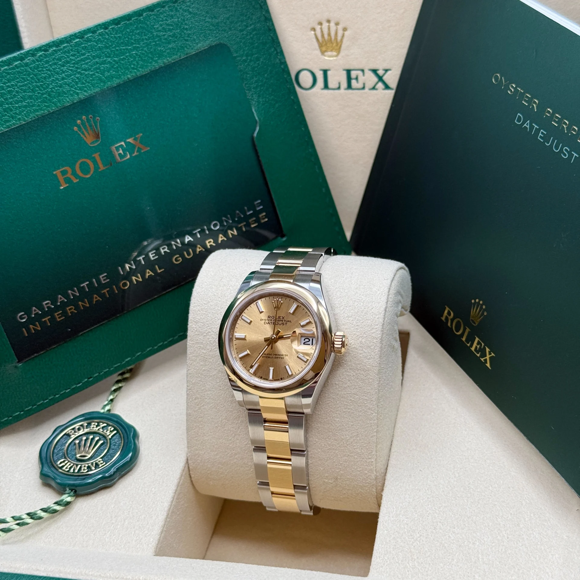 RLX Lady-Datejust 28mm 279163 Champagne Dial Oyster Bracelet - LITELUX
