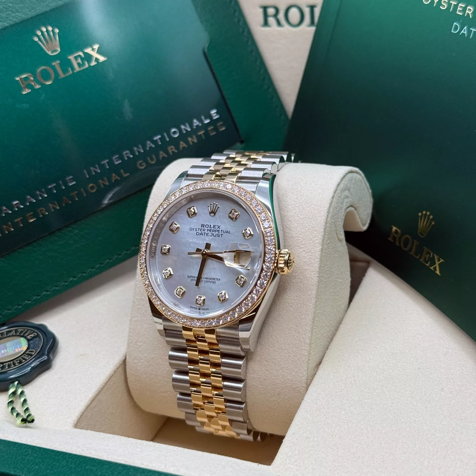RLX Datejust 36mm 126283 White Mother-of-Pearl Dial Jubilee Bracelet Watch - LITELUX