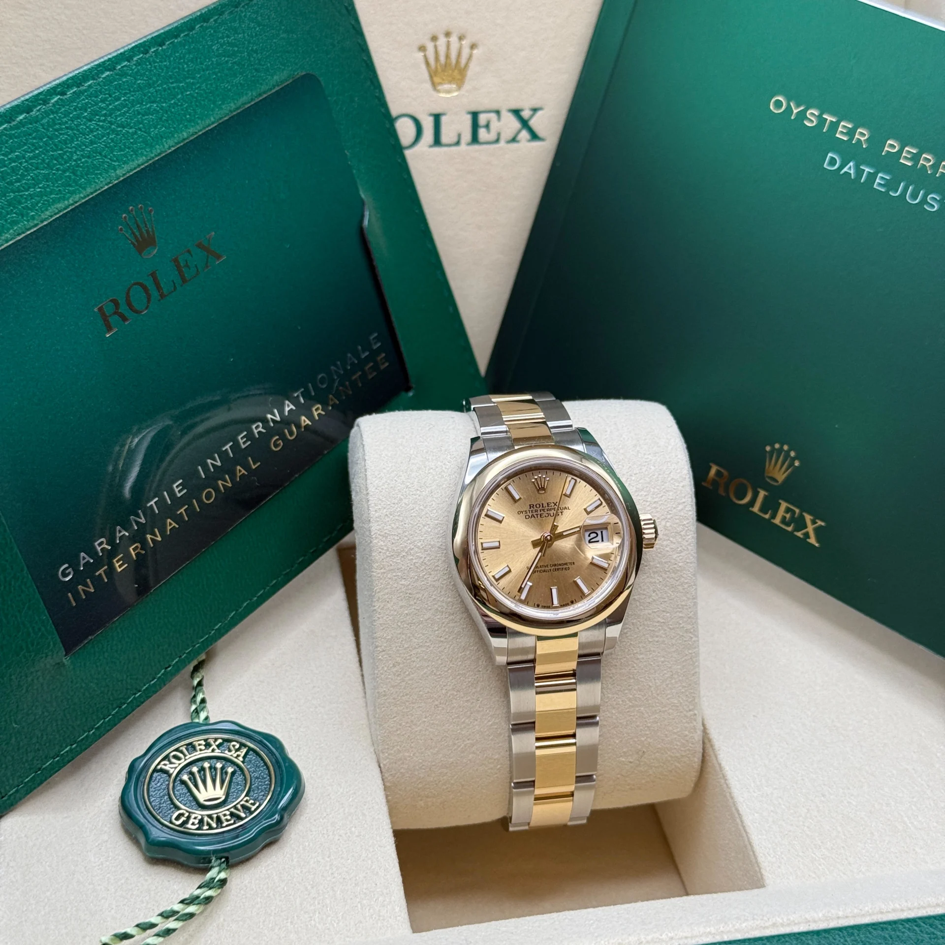 RLX Lady-Datejust 28mm 279163 Champagne Dial Oyster Bracelet - LITELUX