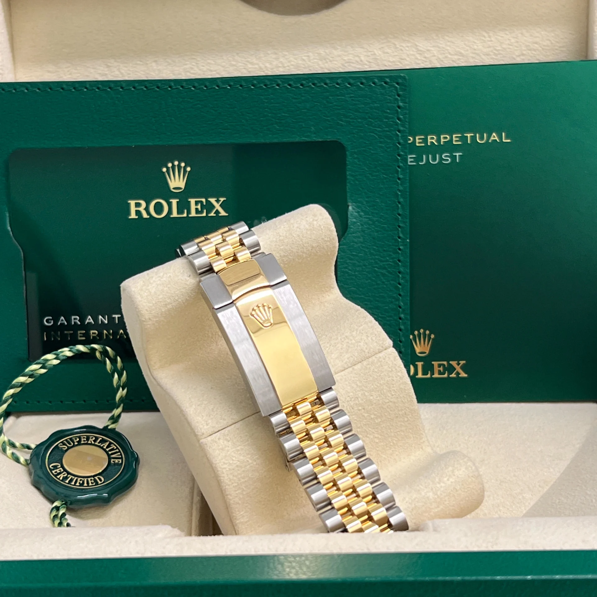 RLX Datejust 41mm Two-Tone Yellow Gold Fluted Bezel Black Index Dial Jubilee - 126333 - LITELUX