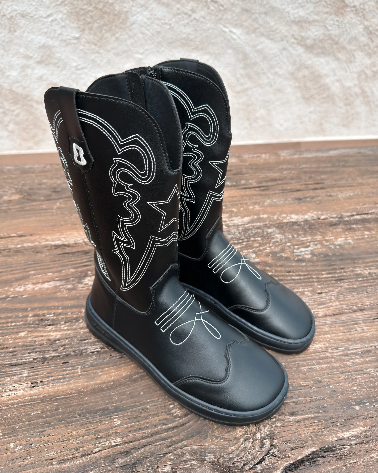 Black Cowboy Barefoot Boots - Dallas