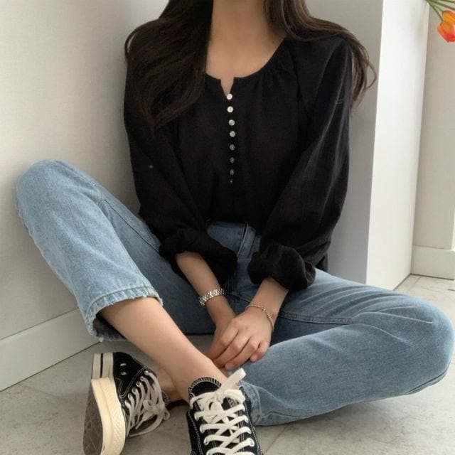 jpyuyuco-Longsleeved Blouse With Buttons