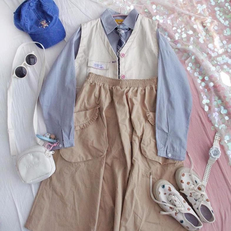 jpyuyuco-Buttoned Shirt With Bear Print And Plaid Tie