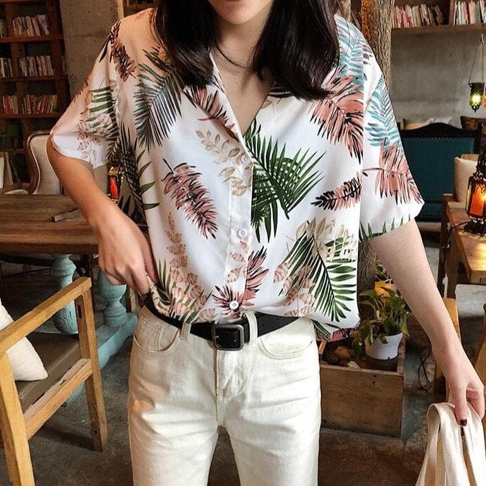 jpyuyuco-Shortsleeved Hawaii Shirt With Leaf Print