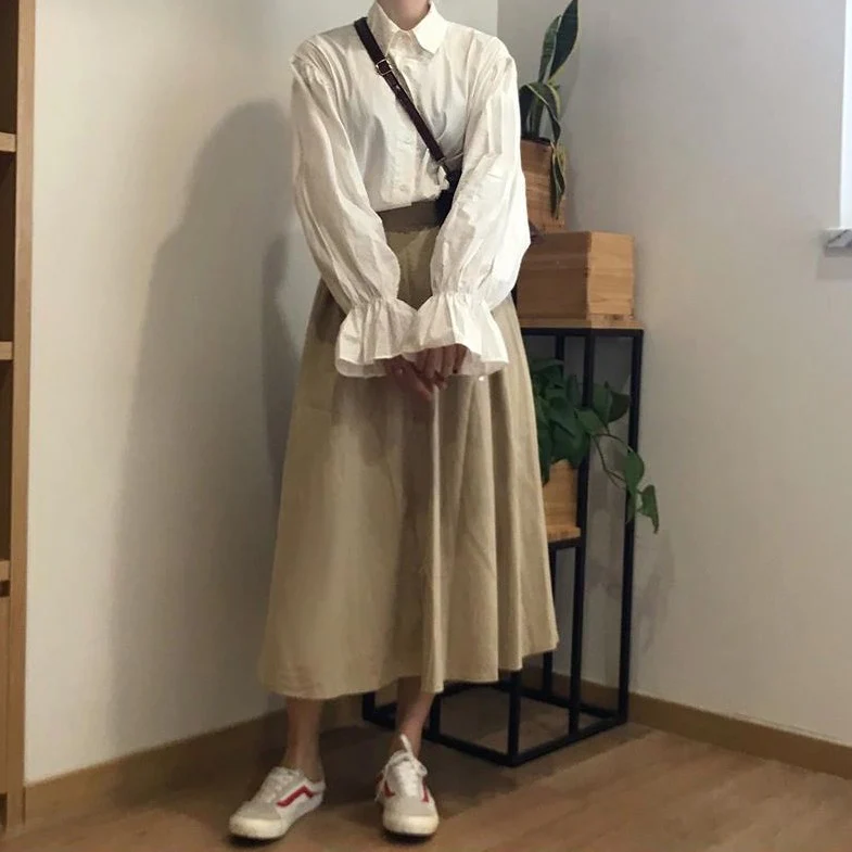 jpyuyuco-Button-Down Blouse With Flared Sleeves And Turn-Down Collar