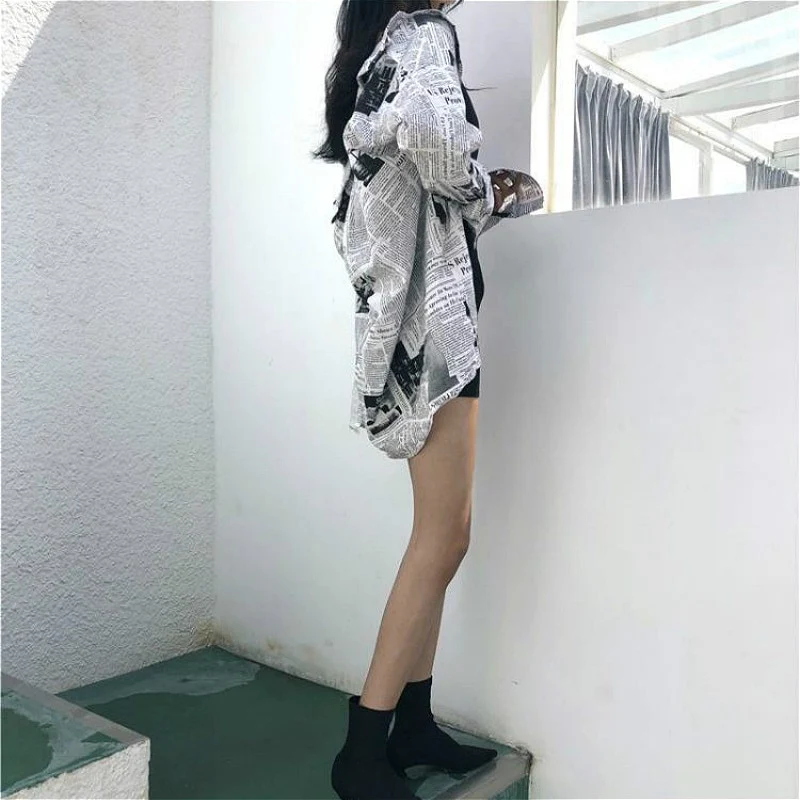 jpyuyuco-Longsleeve Shirt With Newspaper Print