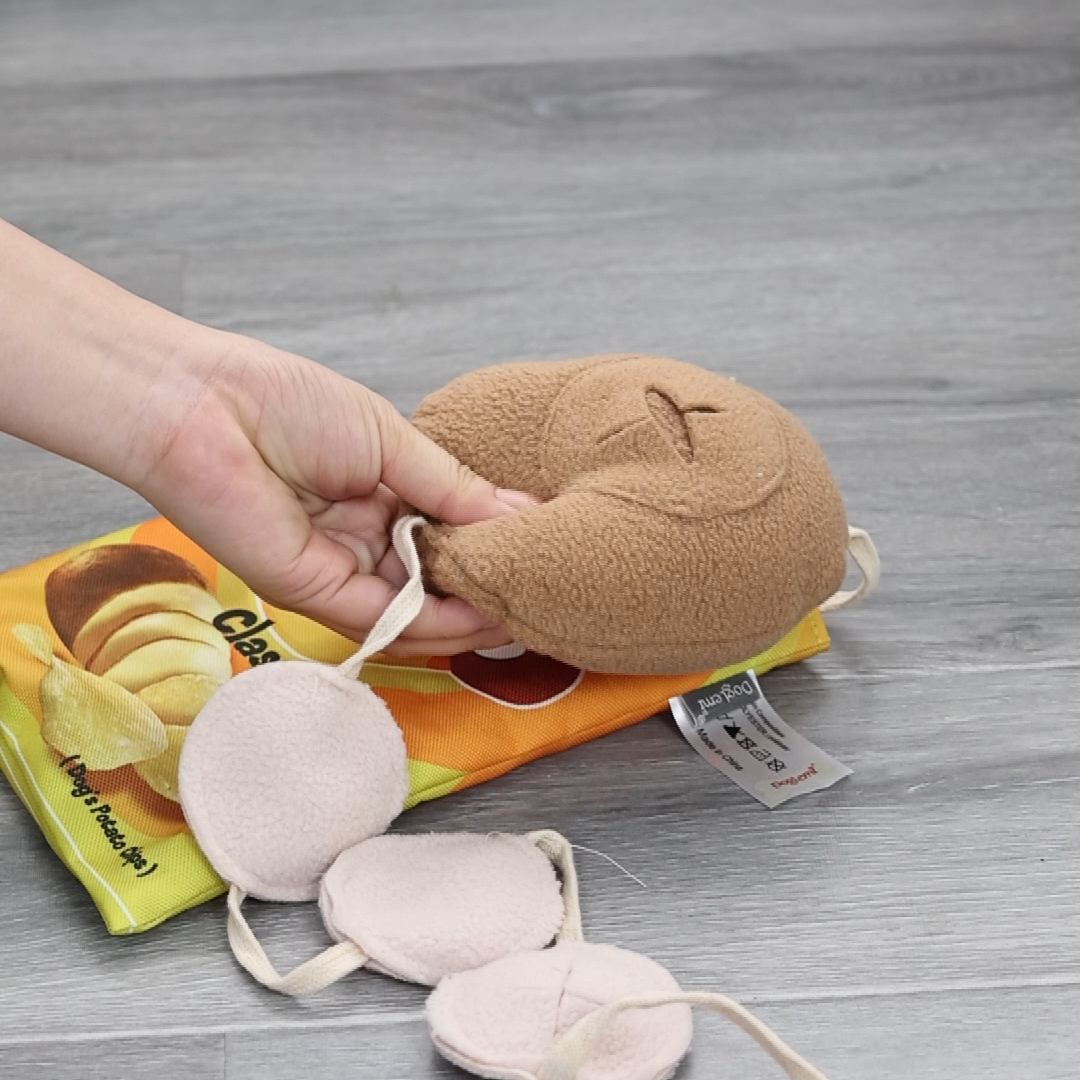 Dog Photato Chip Snuffle Toy OP-T35