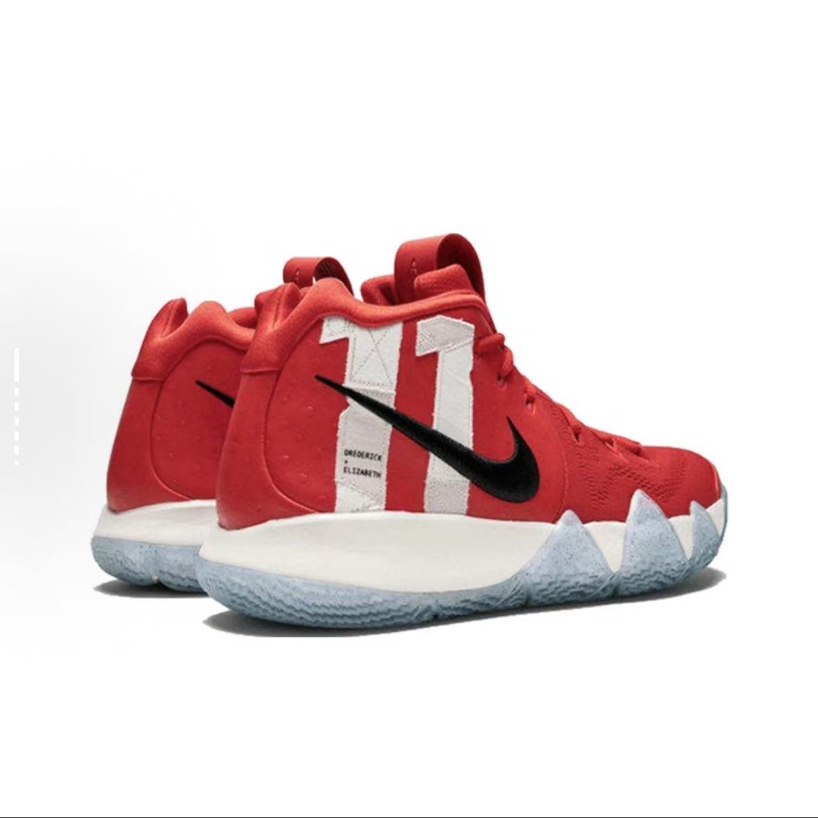Nike Kyrie 4
